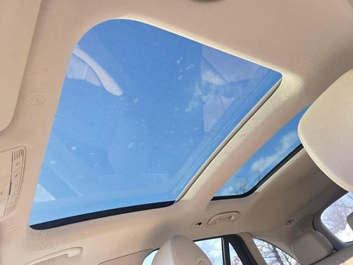 2022 Mercedes-Benz GLC 300 Base 4MATIC