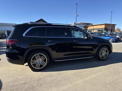 2026 Mercedes-Benz GLS 450 4MATIC