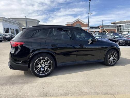 2025 Mercedes-Benz AMG GLC 63 S E Performance