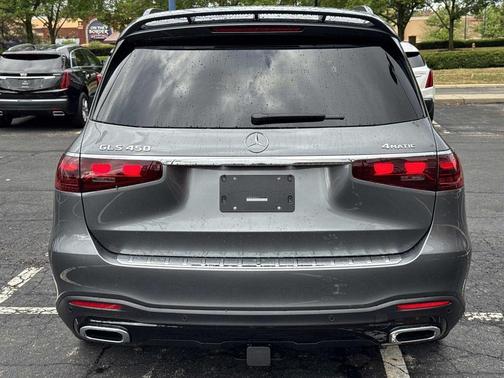 2026 Mercedes-Benz GLS 450 