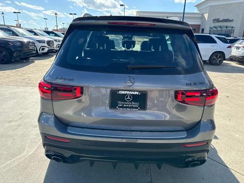 2025 Mercedes-Benz AMG GLB 35 Base