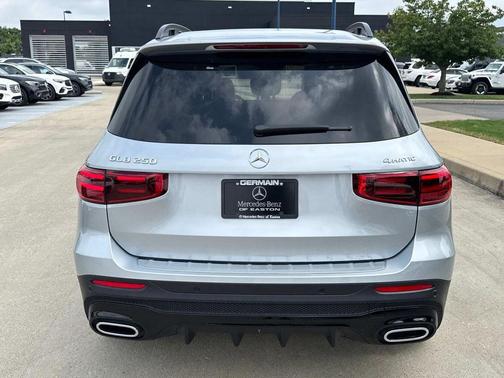 2025 Mercedes-Benz GLB 250 Base 4MATIC