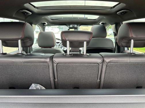 2025 Mercedes-Benz GLB 250 Base 4MATIC