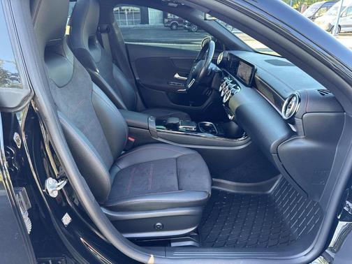 2023 Mercedes-Benz CLA 250 Base 4MATIC