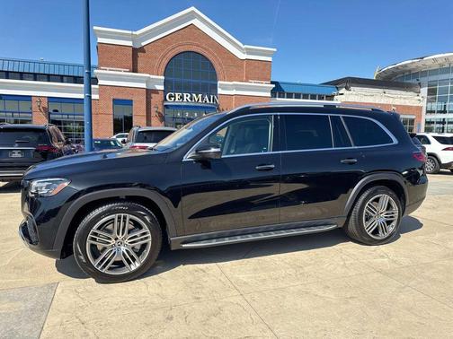 2026 Mercedes-Benz GLS 450 