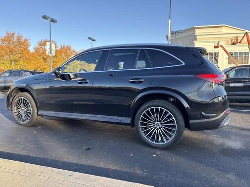 2025 Mercedes-Benz GLC 300 Base 4MATIC