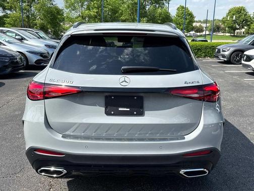2025 Mercedes-Benz GLC 300 Base 4MATIC