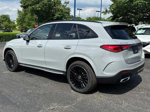 2025 Mercedes-Benz GLC 300 Base 4MATIC