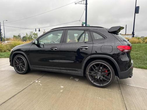 2022 Mercedes-Benz AMG GLA 45 Base