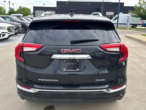2022 GMC Terrain Denali