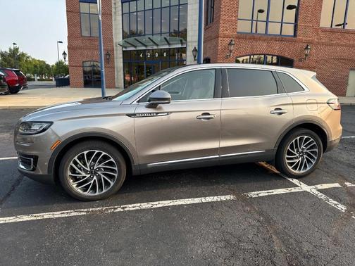 2020 Lincoln Nautilus Reserve