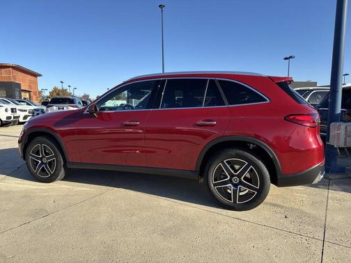 2026 Mercedes-Benz GLC 300 Base 4MATIC