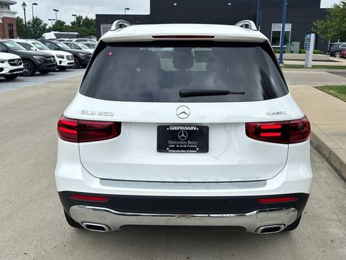 2025 Mercedes-Benz GLB 250 Base 4MATIC