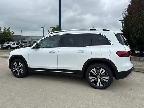 2025 Mercedes-Benz GLB 250 Base 4MATIC