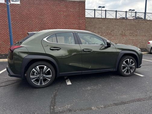 2024 Lexus UX 250h Base