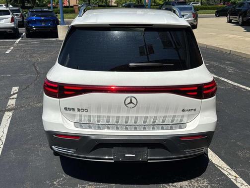 2024 Mercedes-Benz EQB 300 Base 4MATIC