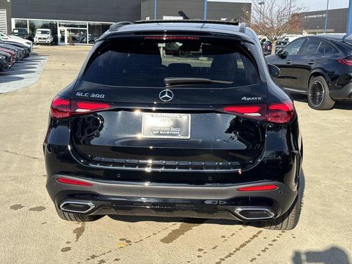 2026 Mercedes-Benz GLC 300 Base 4MATIC