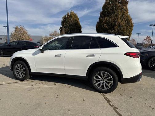 2026 Mercedes-Benz GLC 300 Base 4MATIC