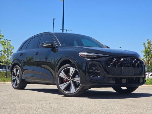 Mythos Black Metallic 2025 Audi SQ5 3.0T quattro Premium