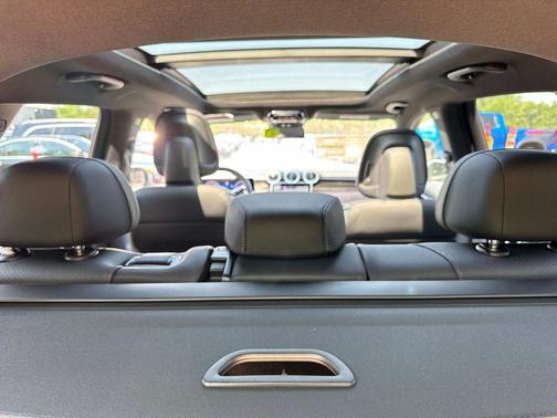2025 Mercedes-Benz GLC 300 Base 4MATIC