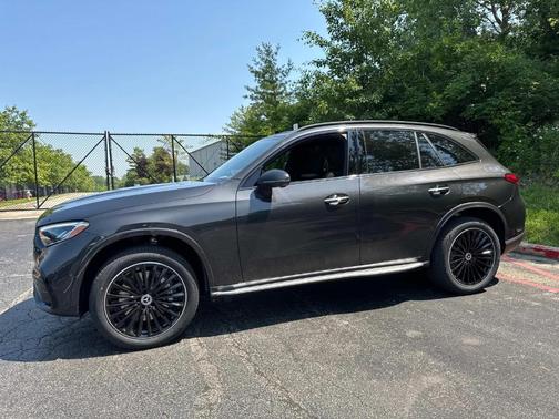 2025 Mercedes-Benz GLC 300 Base 4MATIC