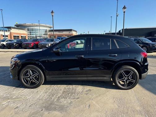 2026 Mercedes-Benz GLA 250 Base 4MATIC