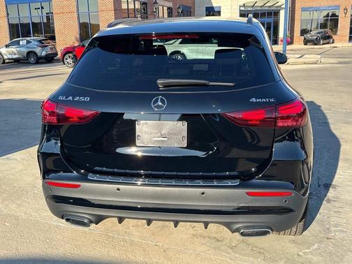 2026 Mercedes-Benz GLA 250 Base 4MATIC