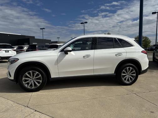 2026 Mercedes-Benz GLC 300 Base 4MATIC