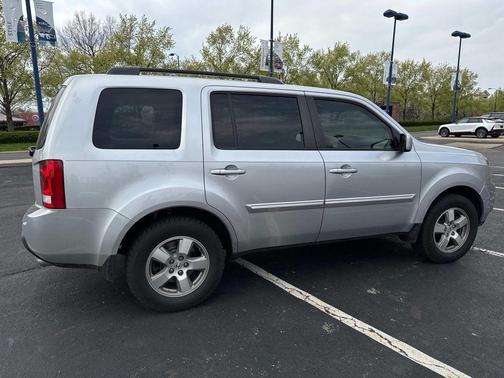 2011 Honda Pilot EX-L w/ Navigation
