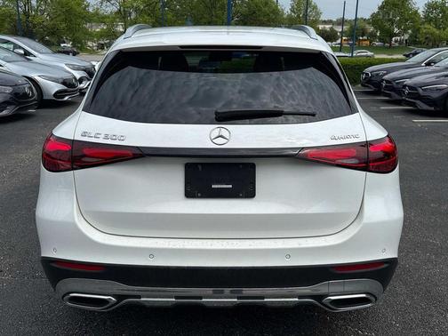 2025 Mercedes-Benz GLC 300 Base 4MATIC