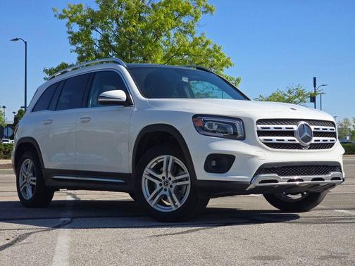 Polar White 2023 Mercedes-Benz GLB 250 Base 4MATIC