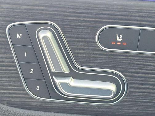 2026 Mercedes-Benz GLB 250 Base 4MATIC