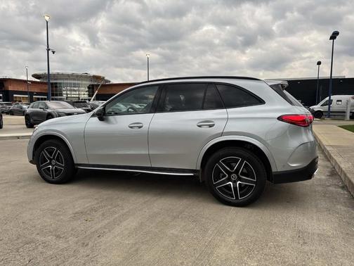 2025 Mercedes-Benz GLC 300 Base 4MATIC