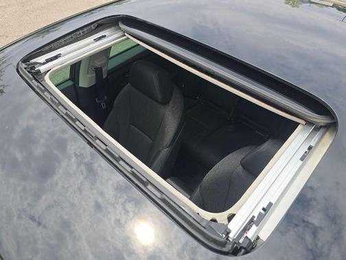Crystal Black Pearl 2024 Honda Accord EX