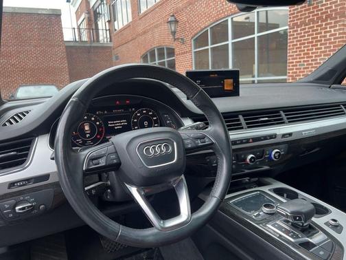 2018 Audi Q7 2.0T Premium Plus