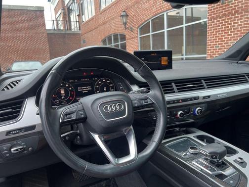 2018 Audi Q7 2.0T Premium Plus