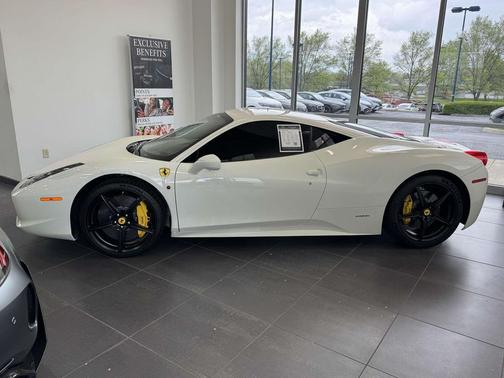 2014 Ferrari 458 Italia Base