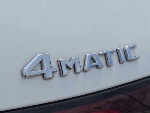 Polar White 2026 Mercedes-Benz GLC 300 Base 4MATIC