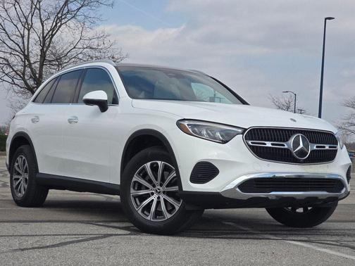 Polar White 2026 Mercedes-Benz GLC 300 Base 4MATIC