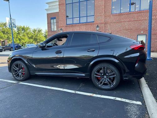 2024 BMW X6 M Base