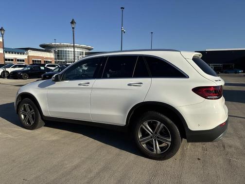 2022 Mercedes-Benz GLC 300 Base 4MATIC
