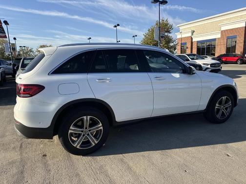 2022 Mercedes-Benz GLC 300 Base 4MATIC