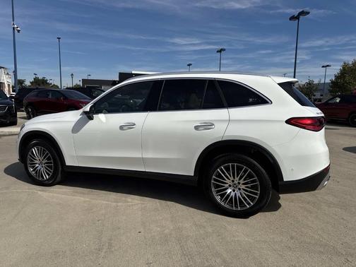 2026 Mercedes-Benz GLC 300 Base 4MATIC