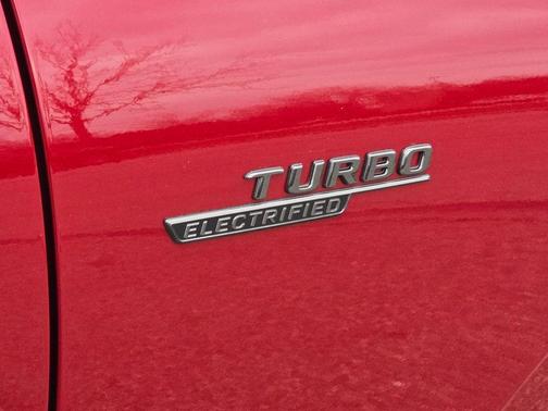 2026 Mercedes-Benz AMG GLC 43 Base