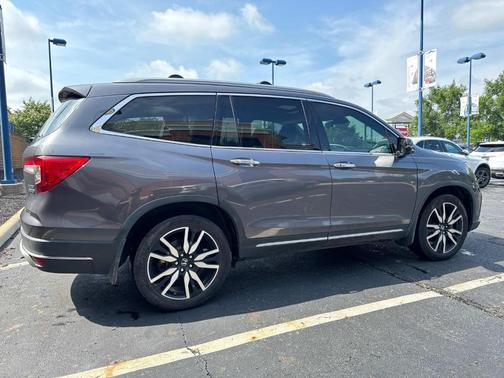 2020 Honda Pilot Touring 7-Passenger