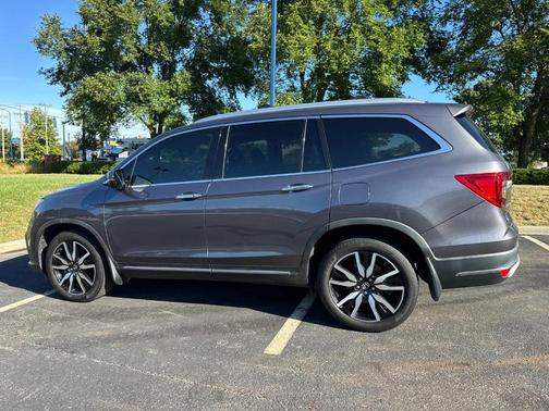 2020 Honda Pilot Touring 7-Passenger