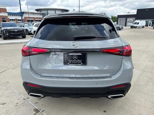 2025 Mercedes-Benz GLC 300 Base 4MATIC