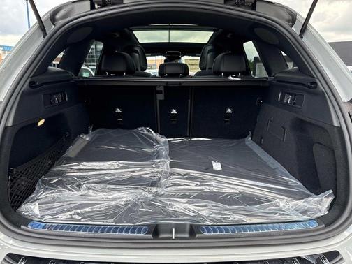2025 Mercedes-Benz GLC 300 Base 4MATIC