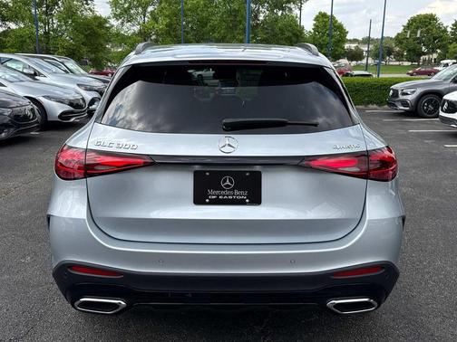 2025 Mercedes-Benz GLC 300 Base 4MATIC