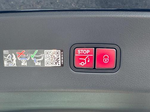 2025 Mercedes-Benz AMG GLC 63 S E Performance